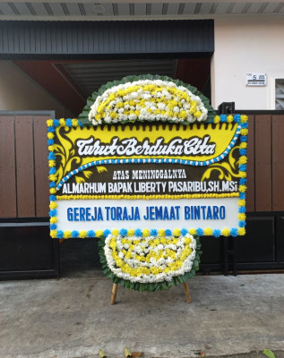 Papan Bunga Duka di Pancur Batu